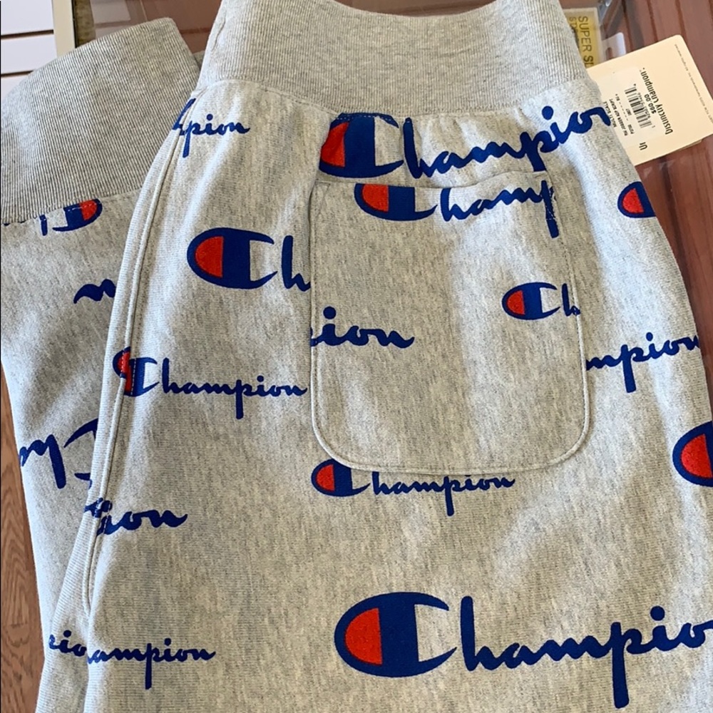 Champion Joggers (Men)